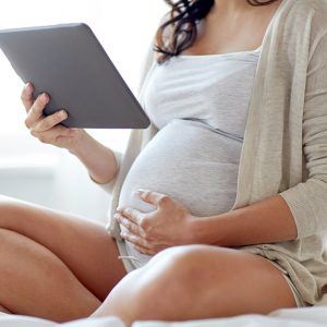Femme enceinte, quand consulter un ostéopathe?